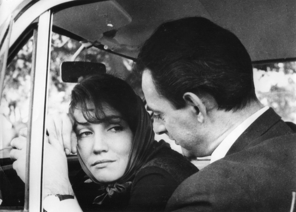 MATINÉS DO CINECLUBE | AS PALAVRAS E OS FIOS + DOMINGO À TARDE | 4 DE JUNHO ÀS 11H15 | BATALHA CENTRO DE&nbsp;CINEMA